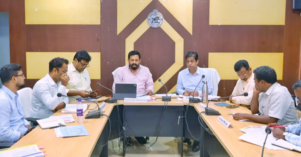 ଧର୍ମଶାଳା ବିଧାନସଭା ନିର୍ବାଚନ ମଣ୍ଡଳୀରେ ଉନ୍ନୟନ କାର୍ଯ୍ୟ ସମ୍ପର୍କୀୟ ସମୀକ୍ଷା ବୈଠକ